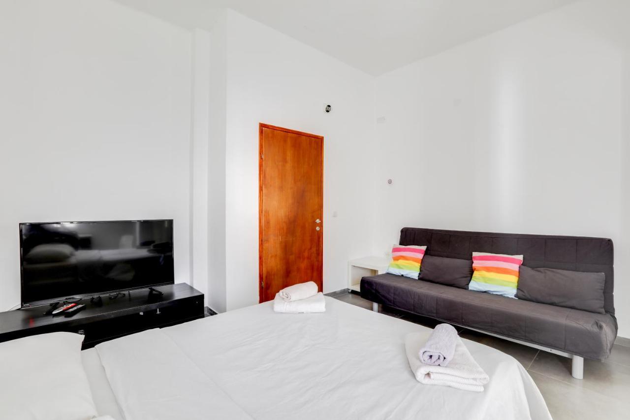 Nice Apartments On Ben Yehuda Str Тель-Авив Экстерьер фото